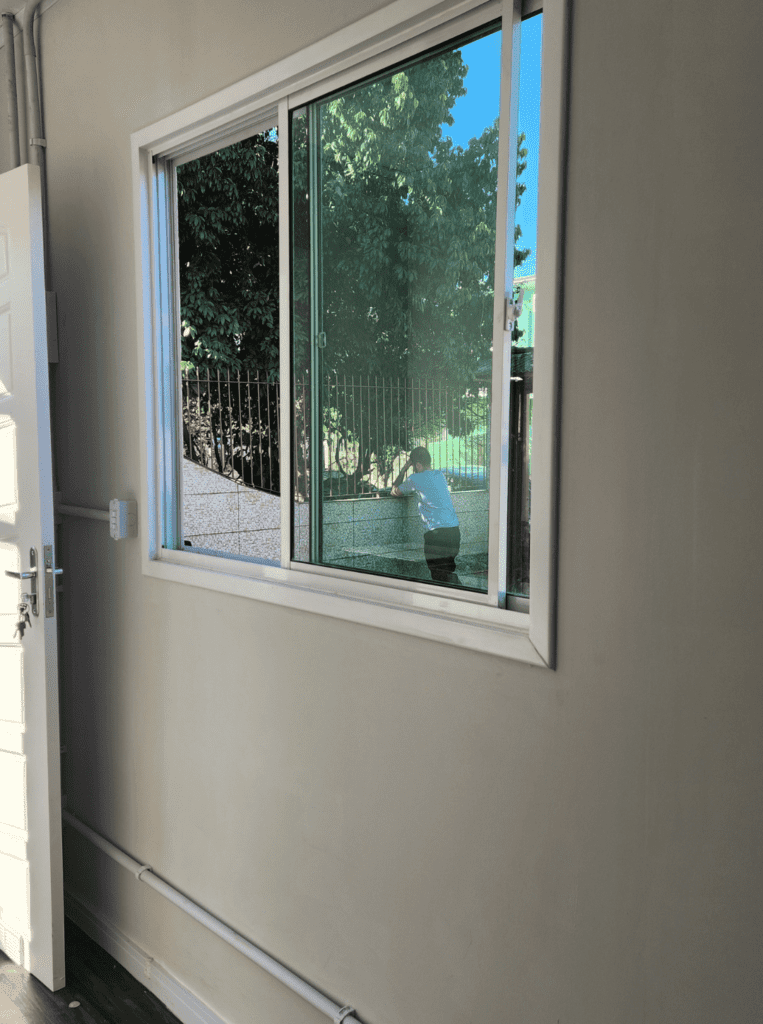 Casa FlexCubic Emergencial — detalhe construtivo da unidade